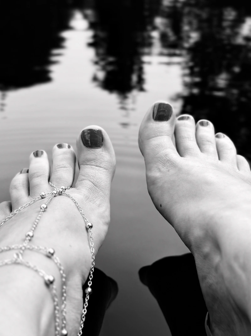 Foot photography by j_o_a